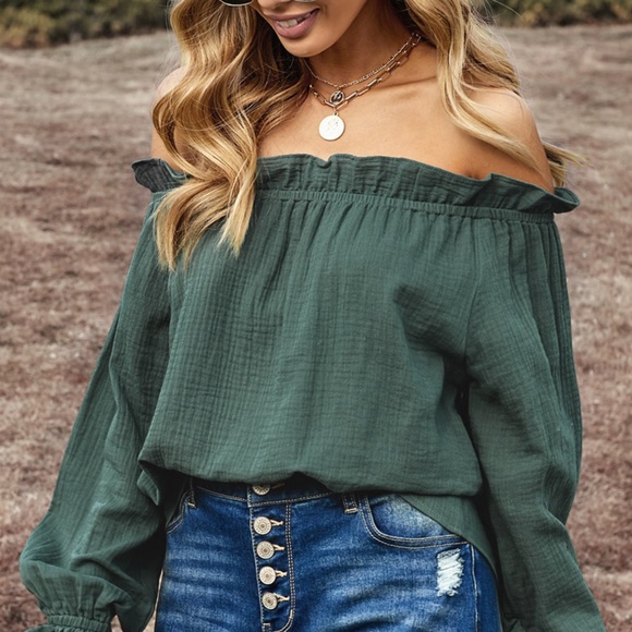 Off-The-Shoulder Ruffle Top - Picture 3 of 4